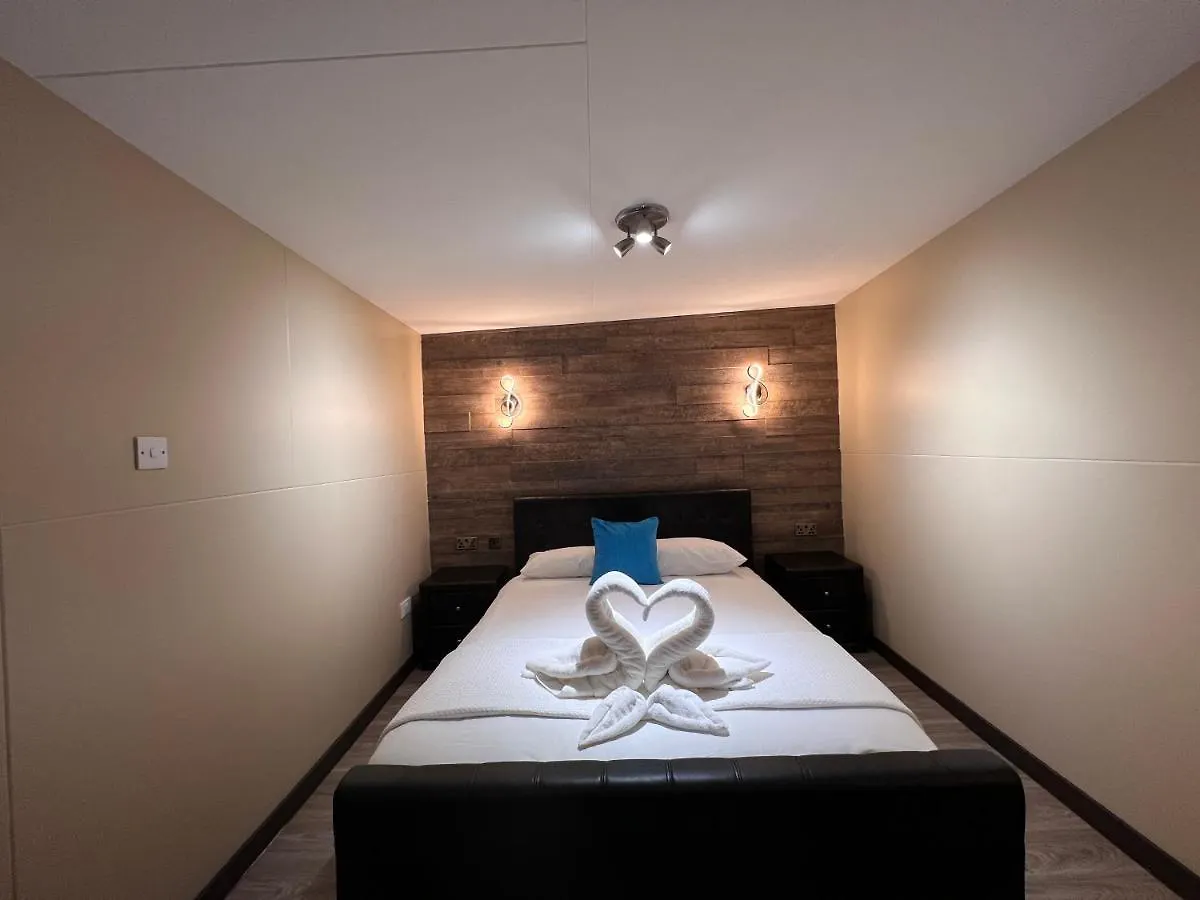 Bed & Breakfast The Commongate Hotels London