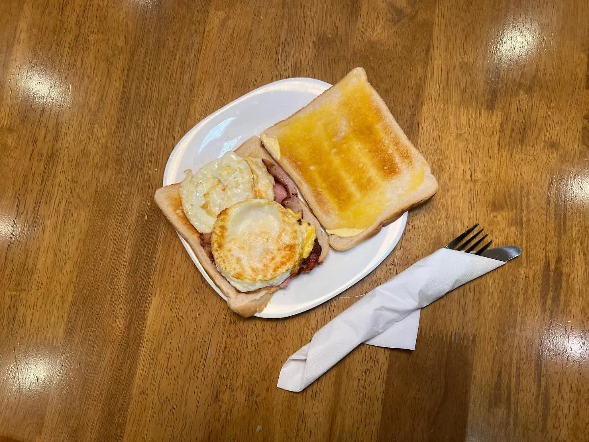 Bed & Breakfast The Commongate Hotels London