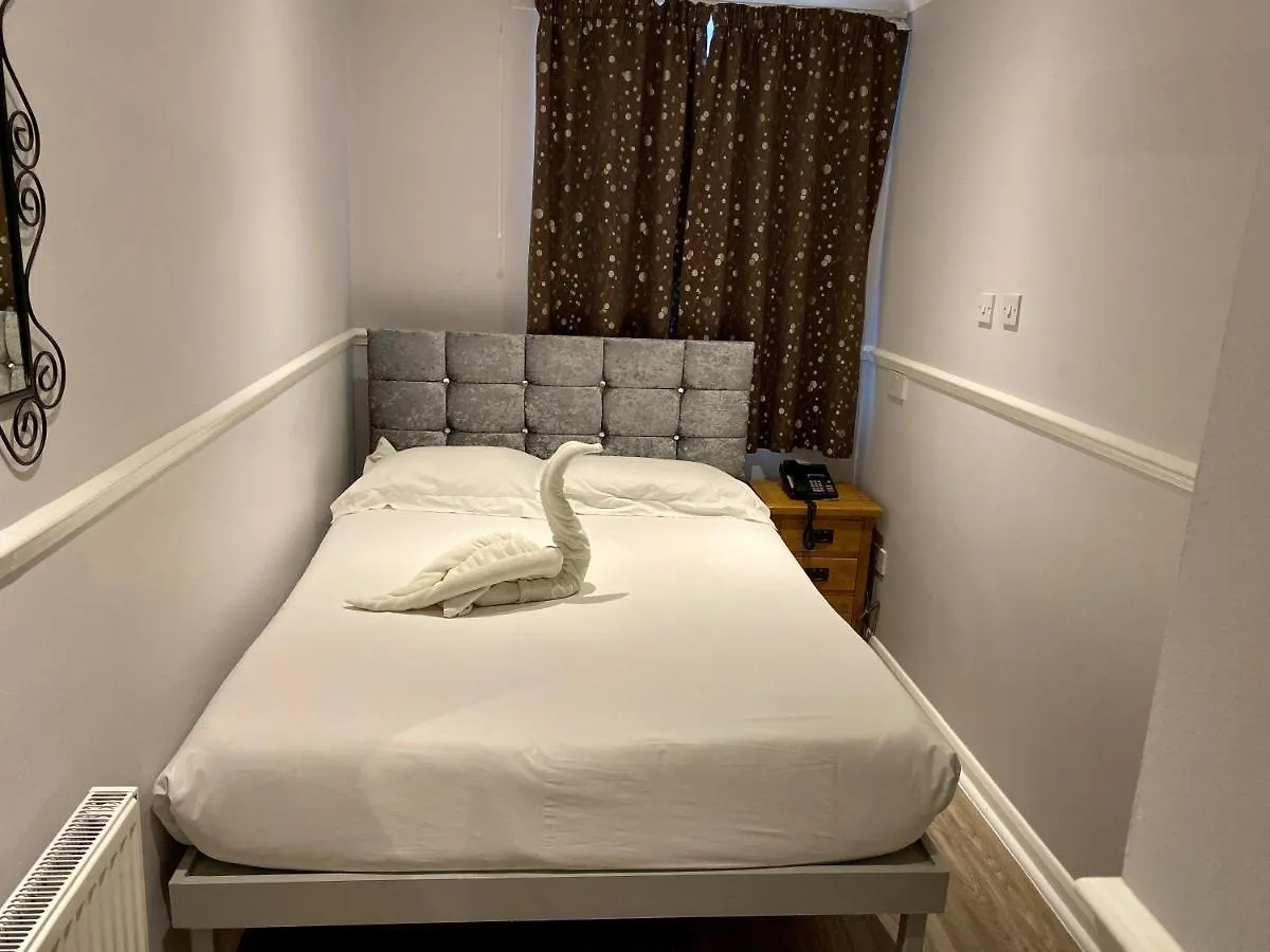 The Commongate Hotels London 3*,